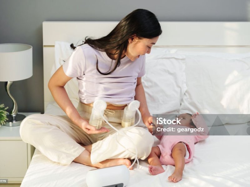 Tirer son lait : quand, pourquoi et comment&nbsp;commencer